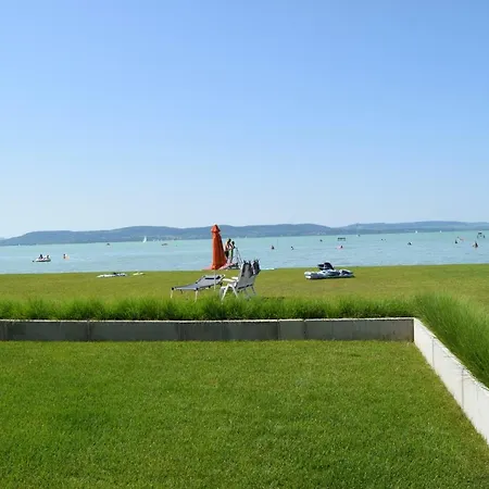 Διαμέρισμα Lela Garden *
